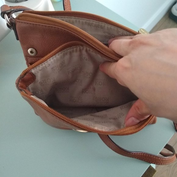 Michael Kors Cross Over Purse - Picture 5 of 12